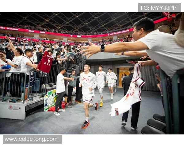 浙江稠州金租主场大胜，球迷热情加油助威！