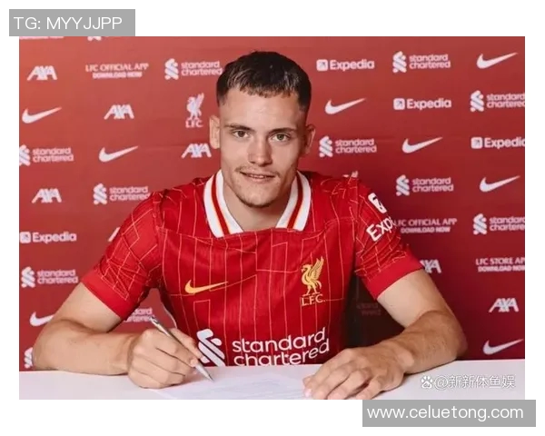 足球英超联赛重磅消息_曼联主帅宣布引进多名新援，球迷期待新赛季表现